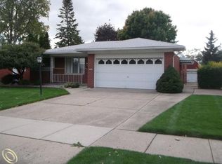 2582 Athena Dr, Troy, MI 48083