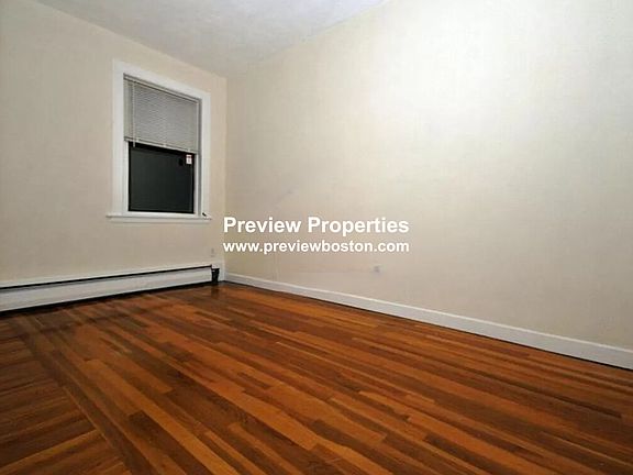 3rd image of 922 Beacon St #23P