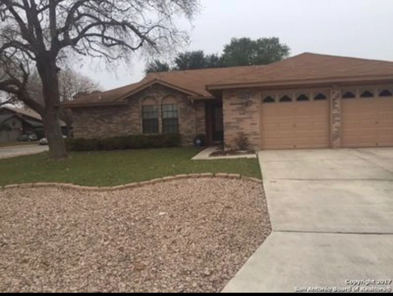 3 bed, 1450 sqft, $1,700 — Photo 1