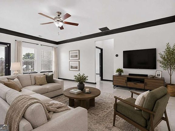 3rd image of 238 Prescott Cir
