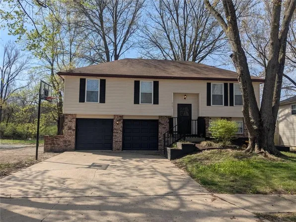 2101 NW 64th Ter, Kansas City, MO 64151