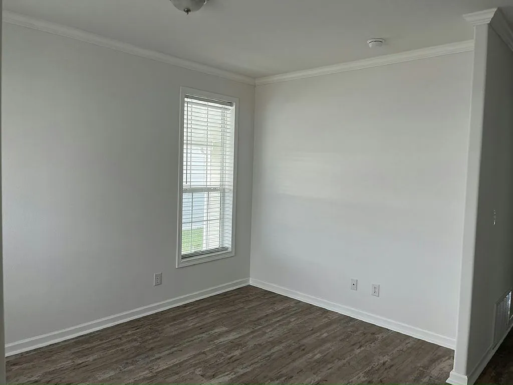 2 bed, 2.0 bath, 1669 sqft, $1,895 — Photo 3