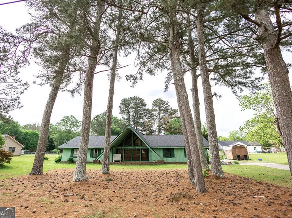 301 Founders Dr, Barnesville, GA 30204