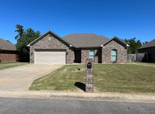 1240 Josie Rea St, Conway, AR 72032