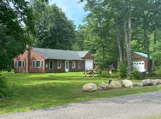 26 Old Treestand Dr, Alfred, ME 04002