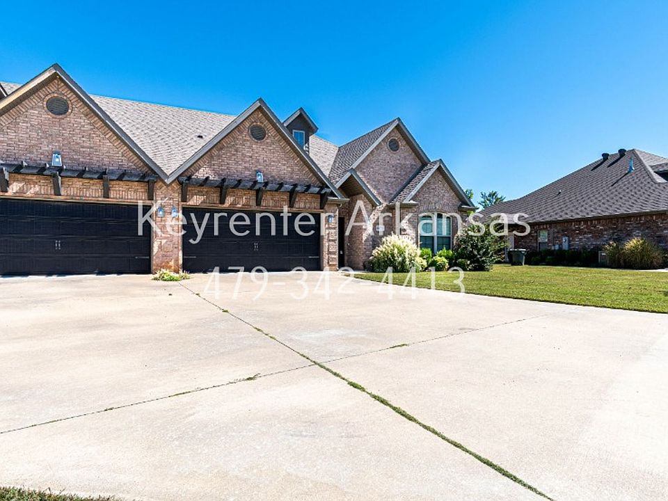 1st image of 4870 N Castlewood Ln #4872