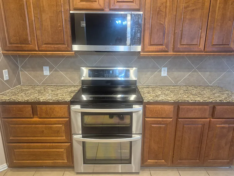 709 Shady Meadow Ln — Photo 14