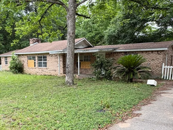 656 McClelland St, Crestview, FL 32536
