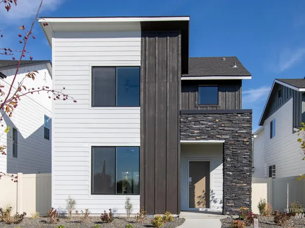 8768 Hill Road Pkwy, Boise, ID 83714