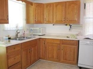 453 Washington Pl, Sycamore, IL 60178