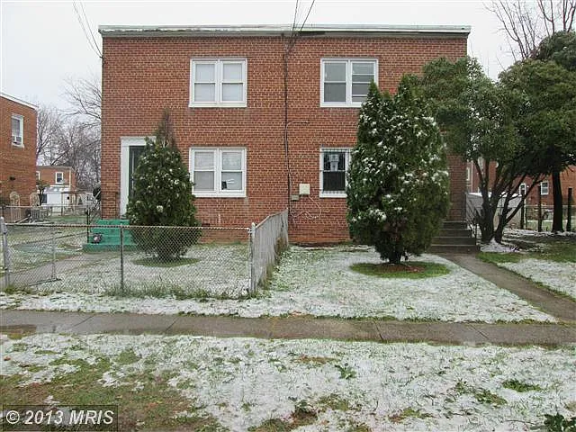 1253 Booker Ter photo 1