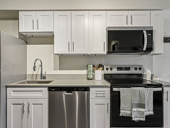 4th image of 2752 NE Hogan Dr #320