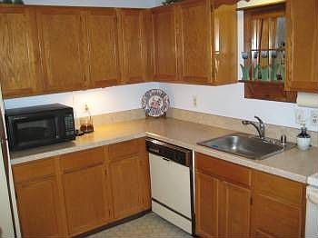 4th image of 522 Greenblades Ct