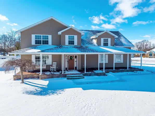 4347 E Fox Run Dr, Syracuse, IN 46567