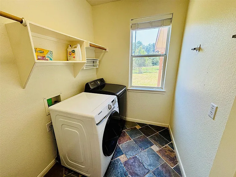 4430 Pasada Ln — Photo 12