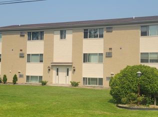 1875-A Twelve Michigan Ave #A12, Marysville, MI 48040