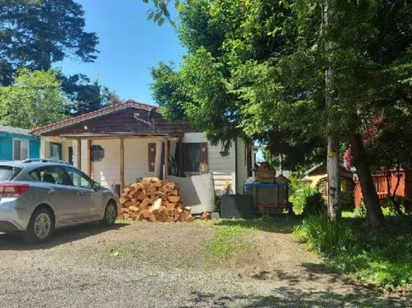 1047 S Easy St, Rockaway Beach, OR 97136