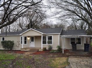 412 W 6th St, Lancaster, TX 75146