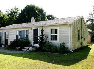 130 Inkberry Trl, Narragansett, RI 02882