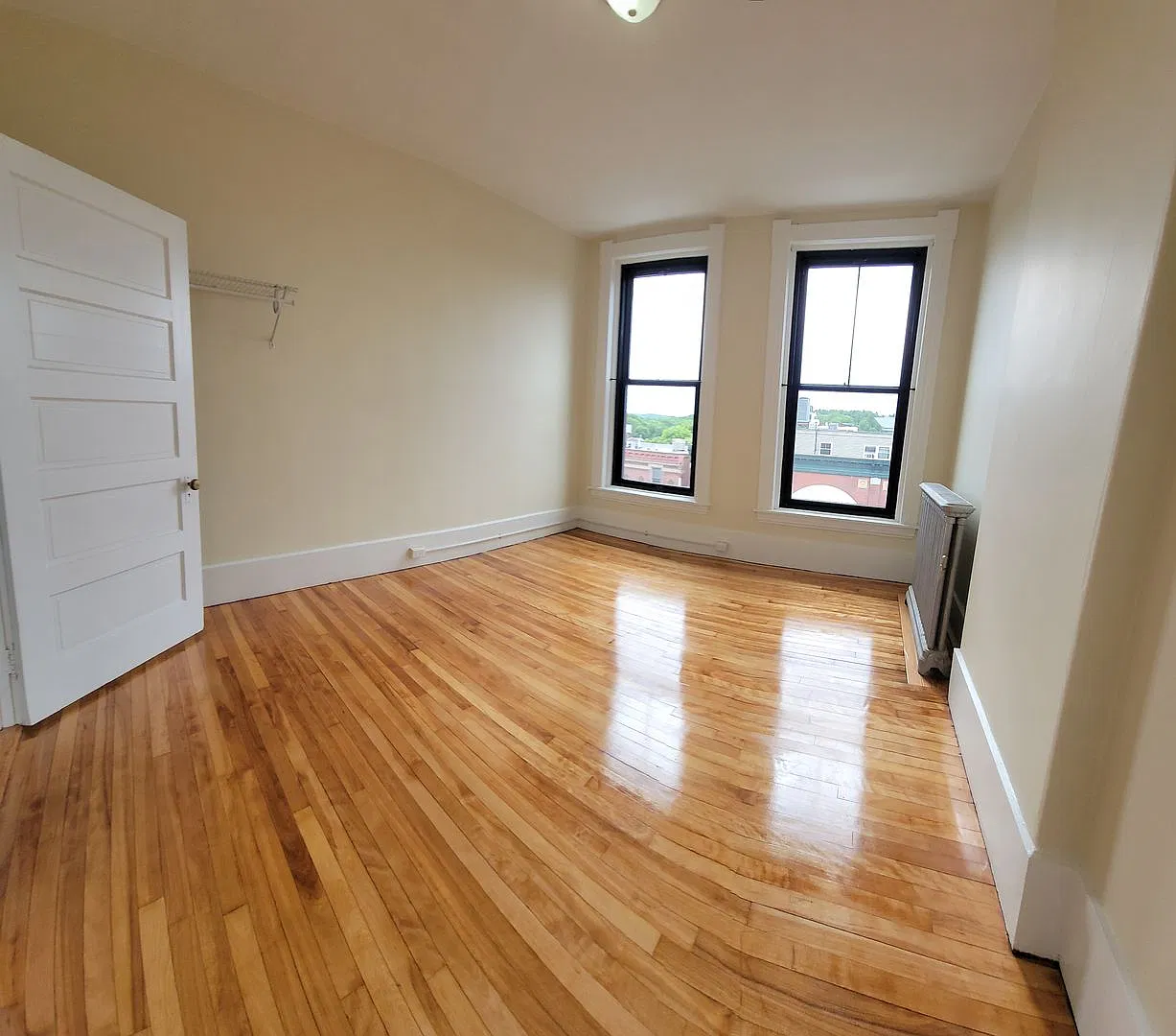 123 High St. — Photo 4