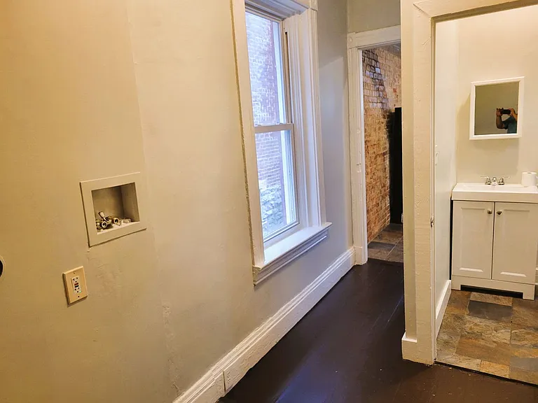 530 Ridgeway Ave. — Photo 6