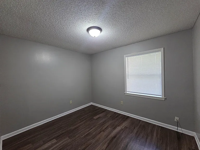 4573 Appleville St — Photo 9