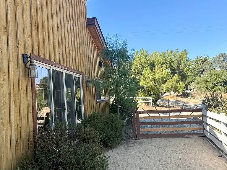 973 College Canyon Rd — Photo 26