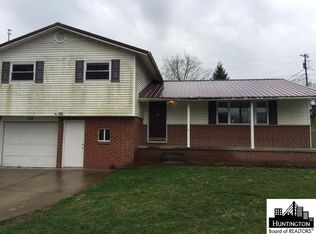 106 Armour Rd, Nitro, WV 25143