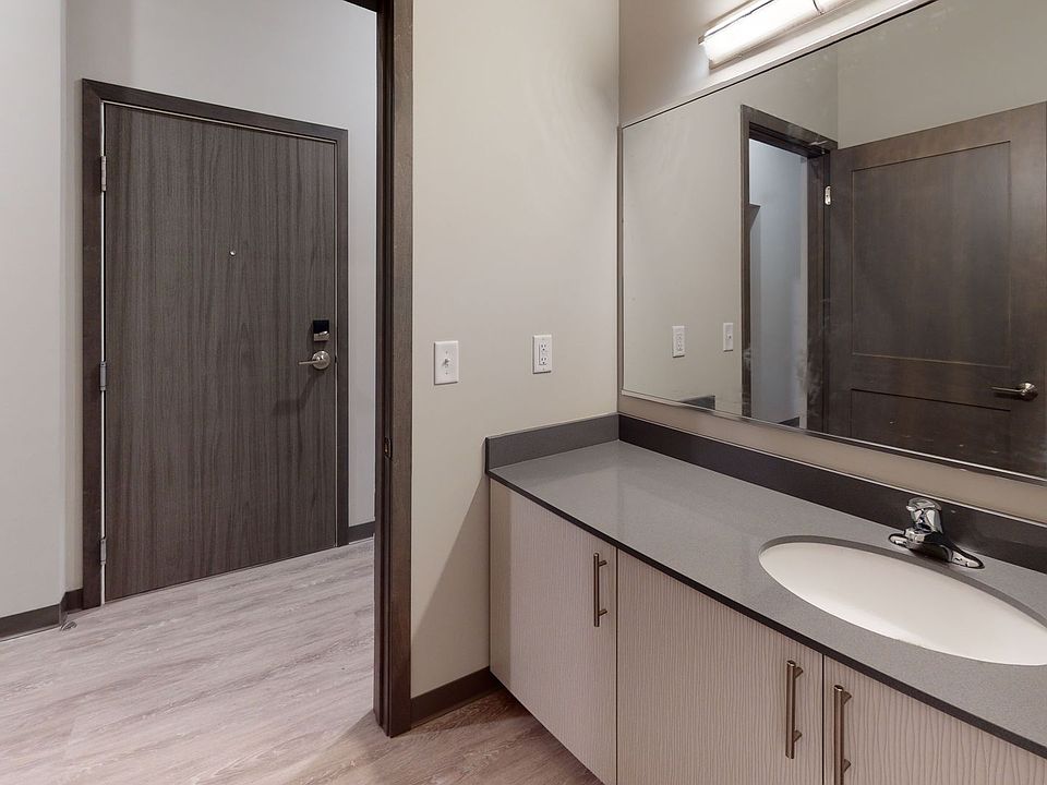 2622 Essex 2622 Essex St SE Minneapolis MN Zillow