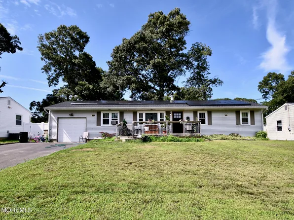 43 Harborage Avenue, Bayville, NJ 08721