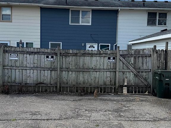 5th image of 1419 W 2nd St
