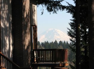 10526 162nd Ave SE, Newcastle, WA 98059