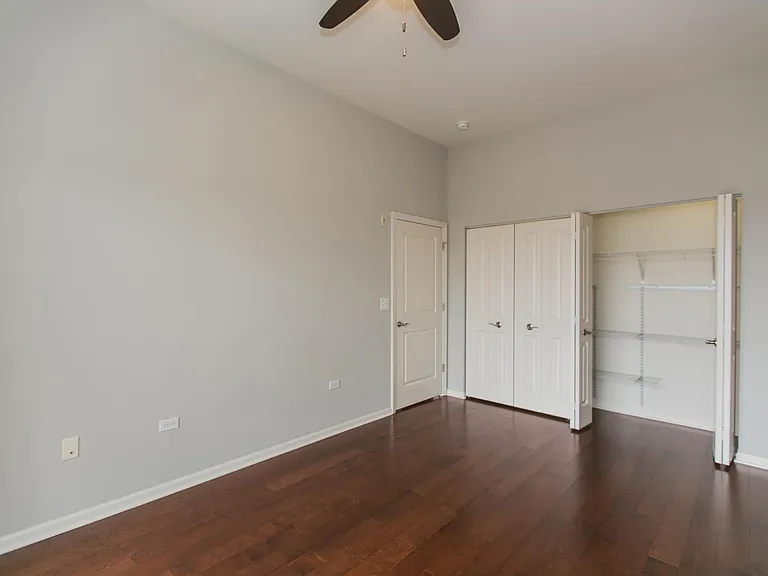 850 Village Center Dr #U420 — Photo 6