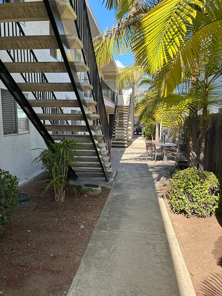 Building Photo - 4467 Texas St #1