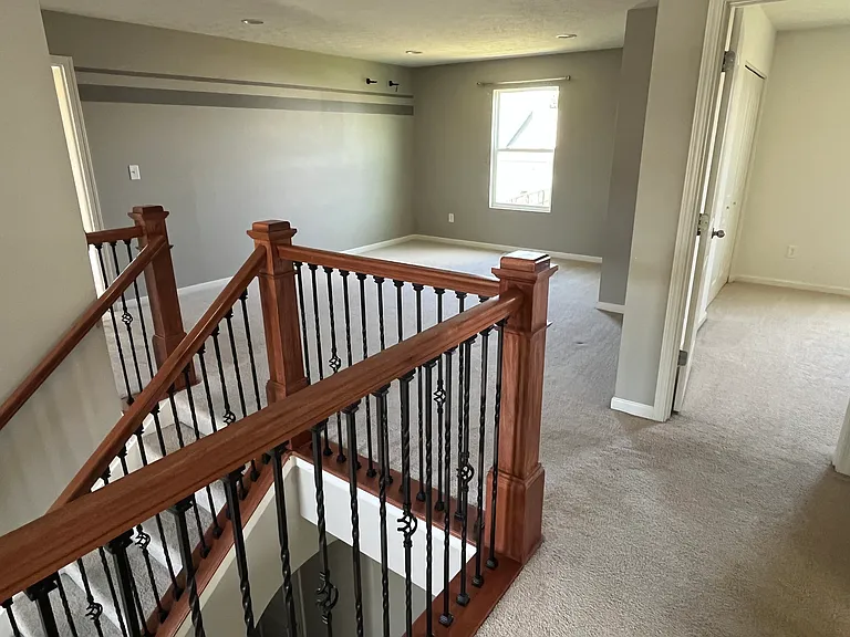 2045 Lakecrest Dr — Photo 14