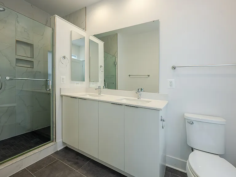 4450 Joseph Pl NE — Photo 30