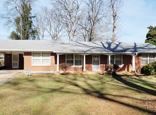 1746 Carla Dr, Morrow, GA