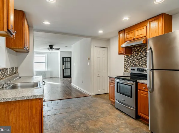1524 S 29th St, Philadelphia, PA 19146