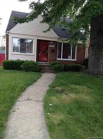 1st image of 15703 Kentfield St