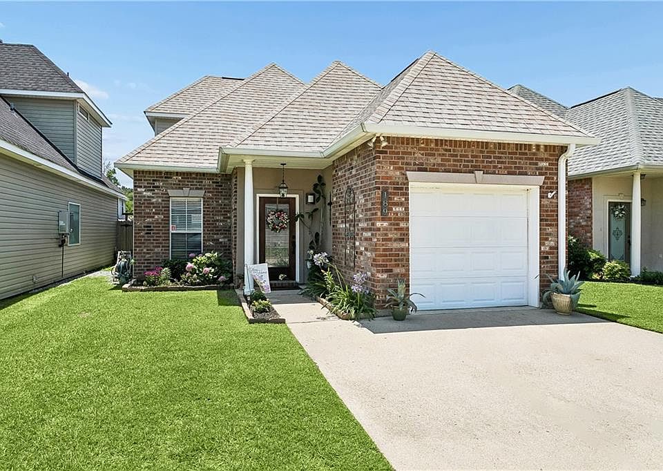1st image of 189 Emerald Oaks Dr