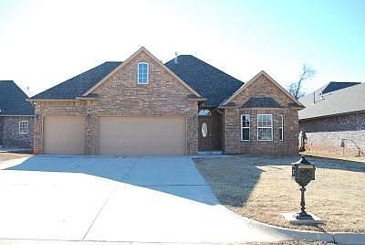 3rd image of 3008 Kaeylee Ln