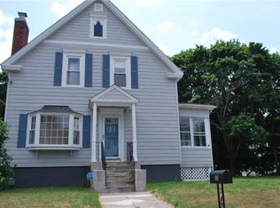 569 Gaskill St, Woonsocket, RI 02895