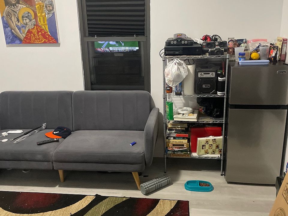 2nd image of 117 Schaefer St Floor 2