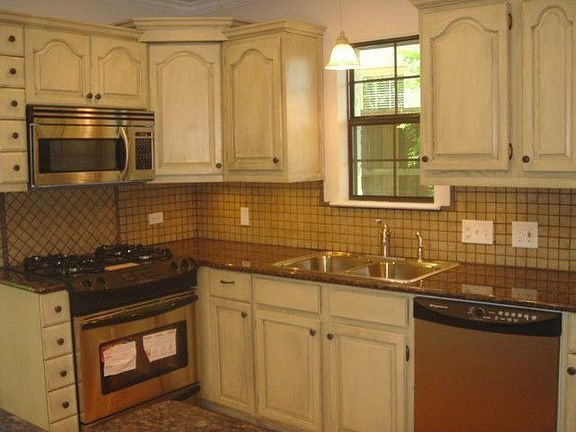 2nd image of 7107 Casa Loma Ave