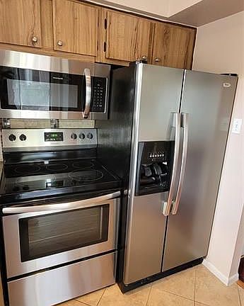5th image of 1818 Augusta Dr APT 40