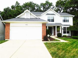 1155 Richland Meadows Dr, Ballwin, MO 63021