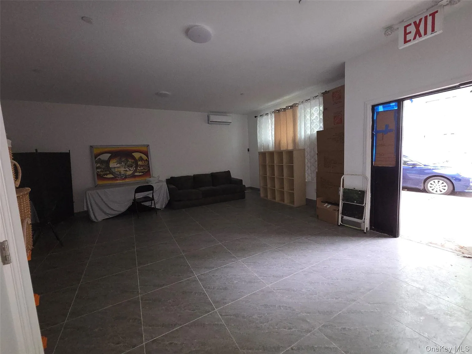 Studio, $3,000 — Photo 2