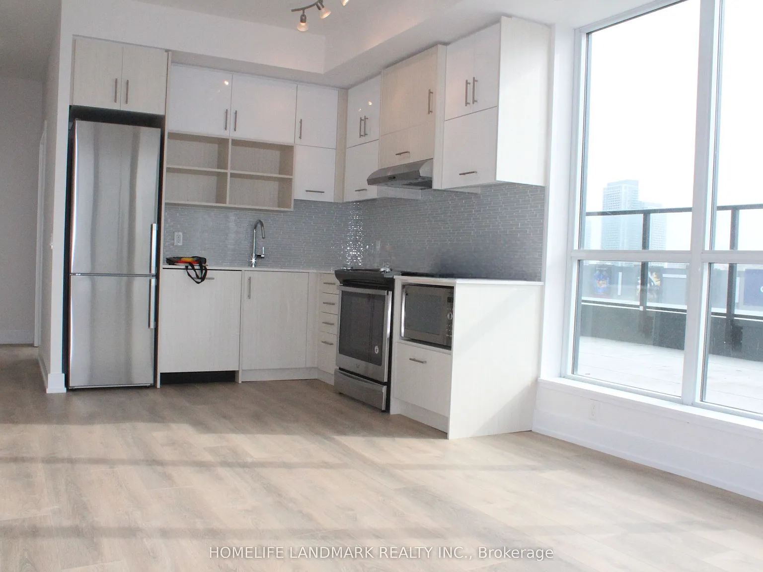 2 bed, $2,900 — Photo 3