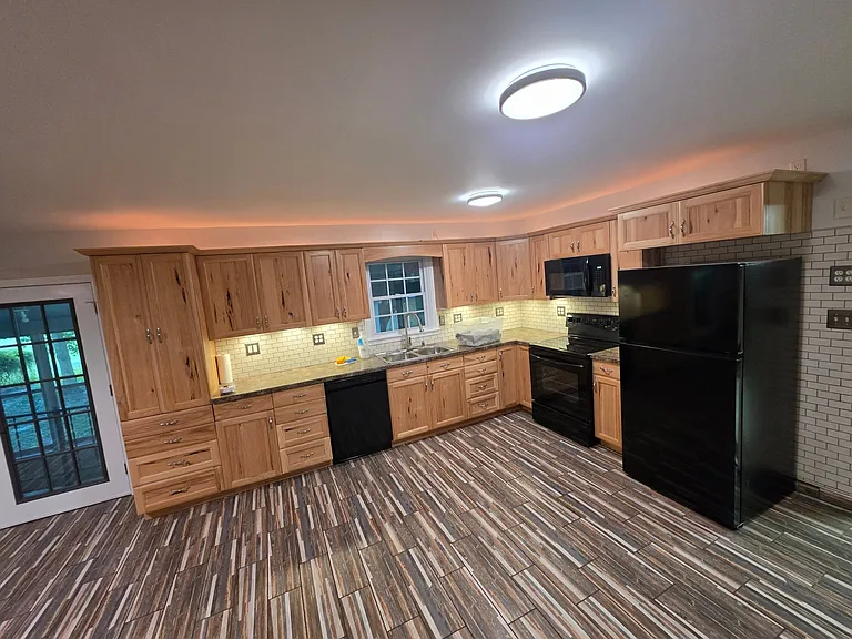 1007 S Water St — Photo 21