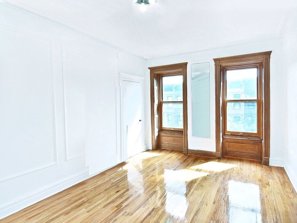 2nd image of 151 W 119th St #4FF